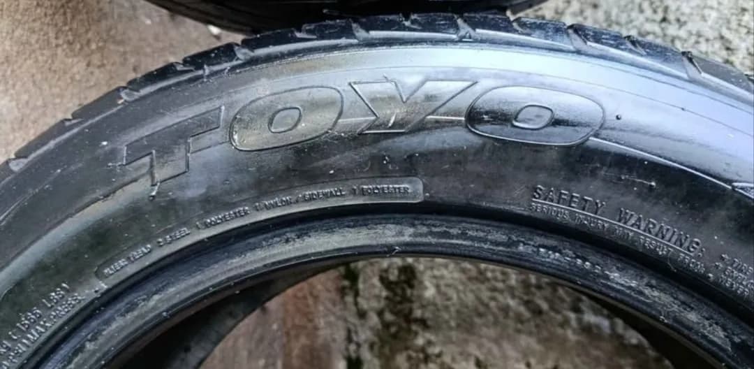 Cubiertas toyo R 16 3