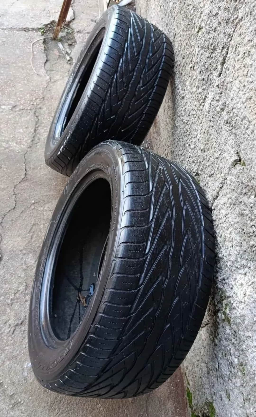 Cubiertas toyo R 16 1