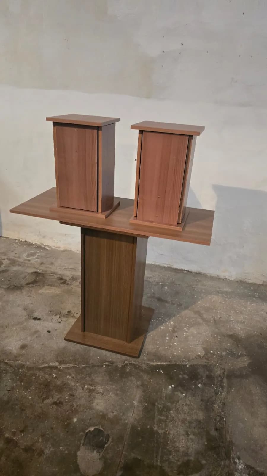Mesa de Comedor con 4 Banquetas de Madera 3