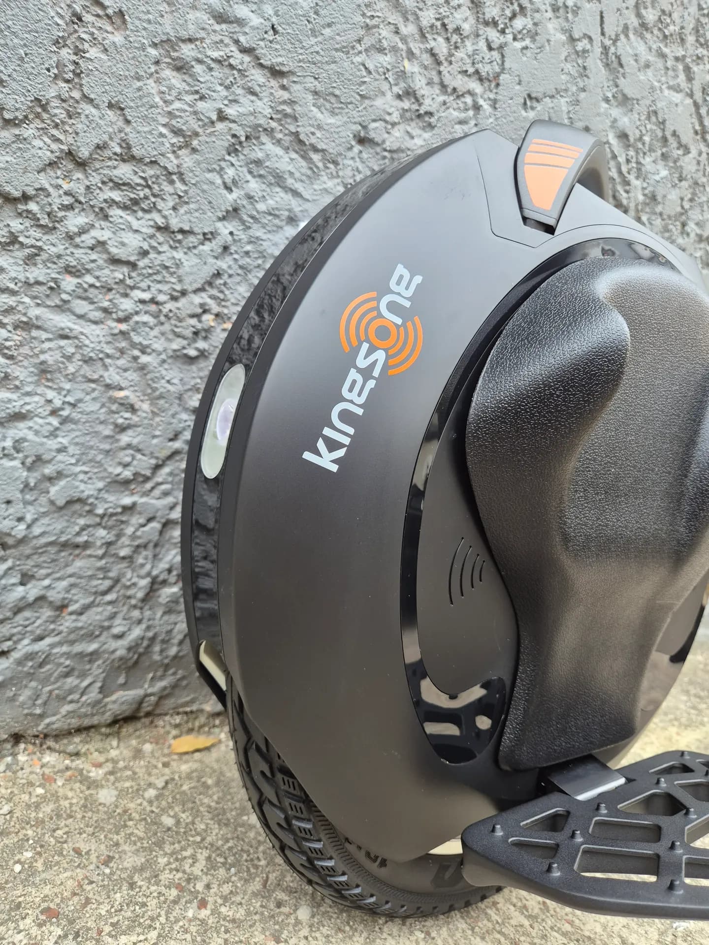 Monociclo eléctrico Kingsong 16S Pro 6