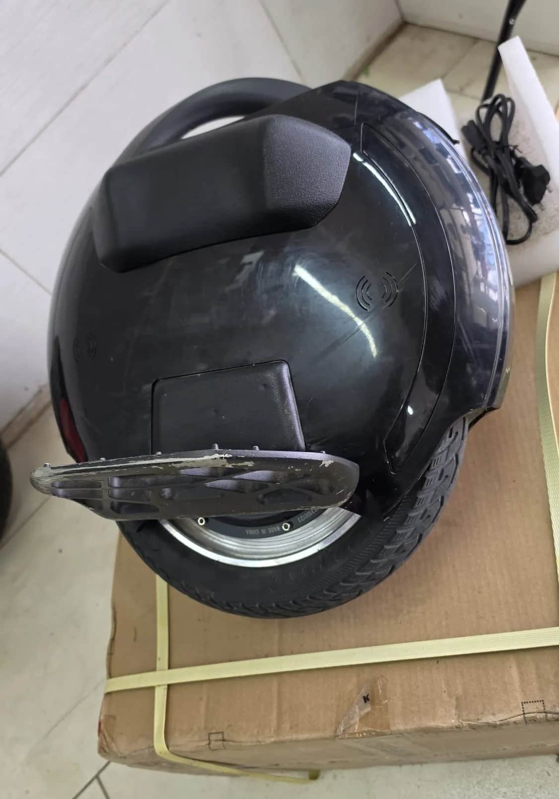Uniciclo Eléctrico Kingsong 14D 4
