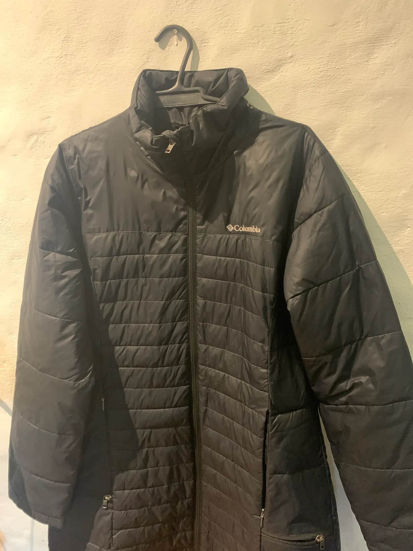 Camperón Columbia de Dama Negro Talle L 1