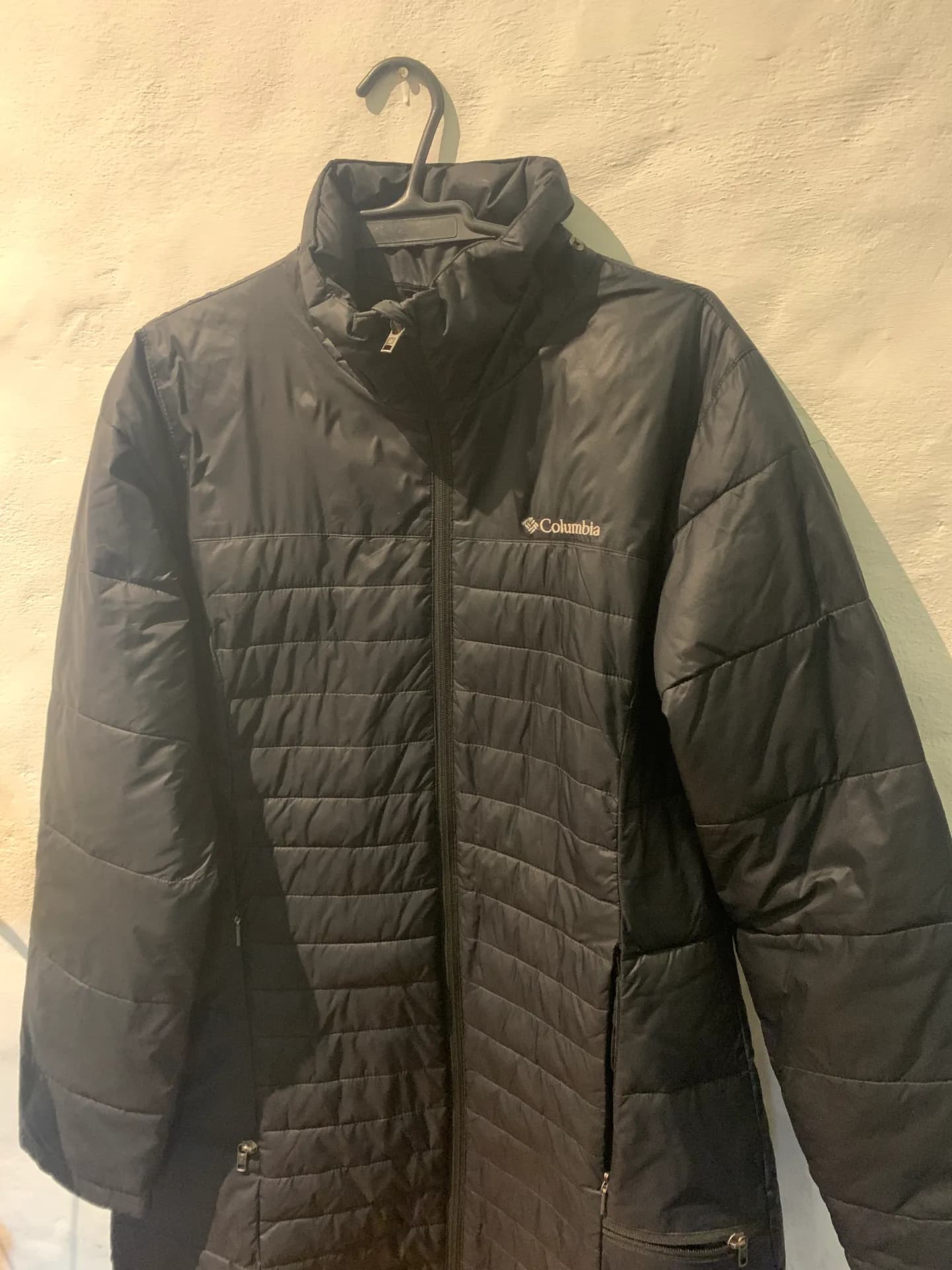 Camperón Columbia de Dama Negro Talle L 1