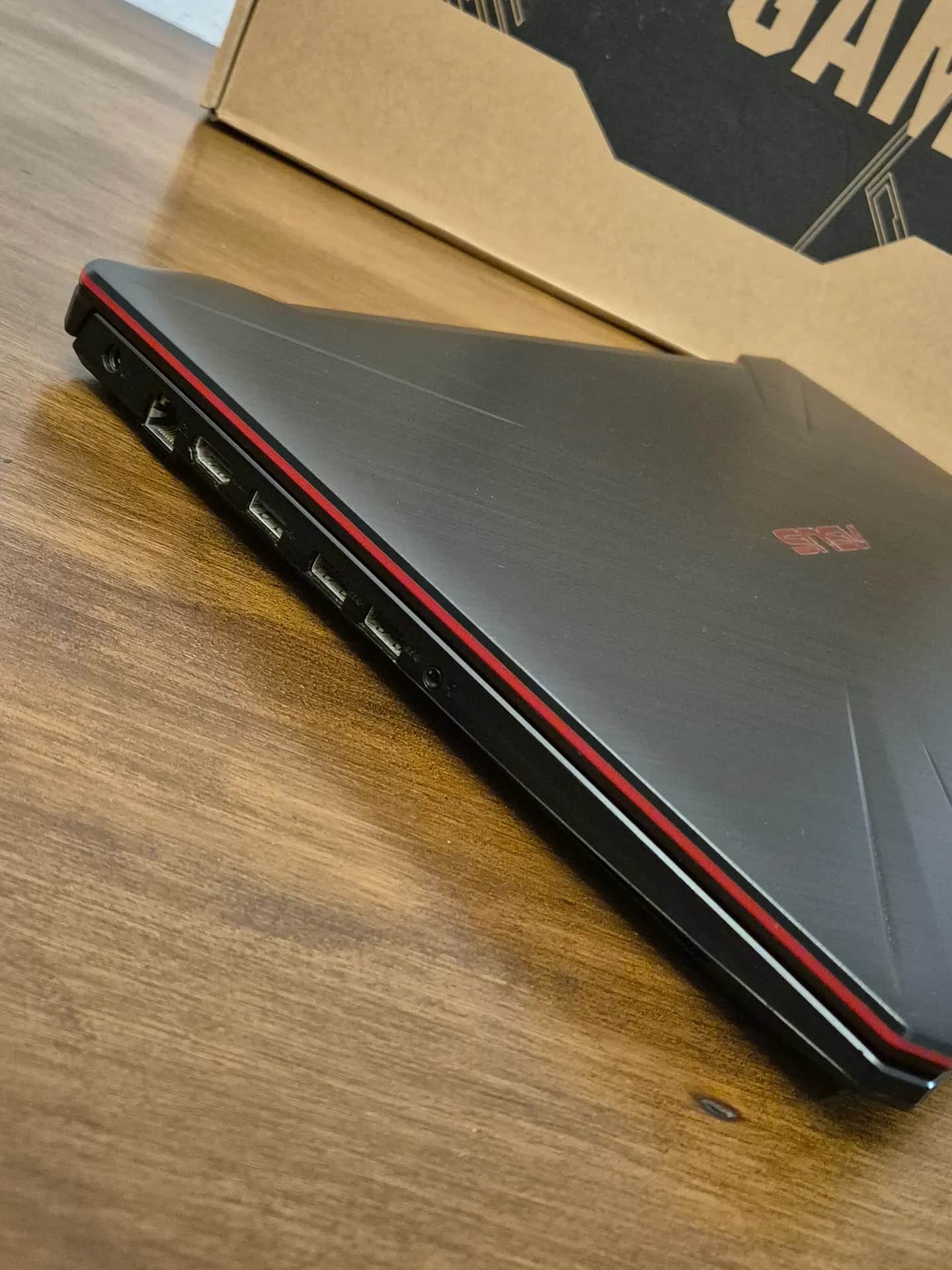 Laptop Gamer Asus FX705GM 17' - 16GB - 1TB - Nvidia GTX 3GB Igual a nueva 7