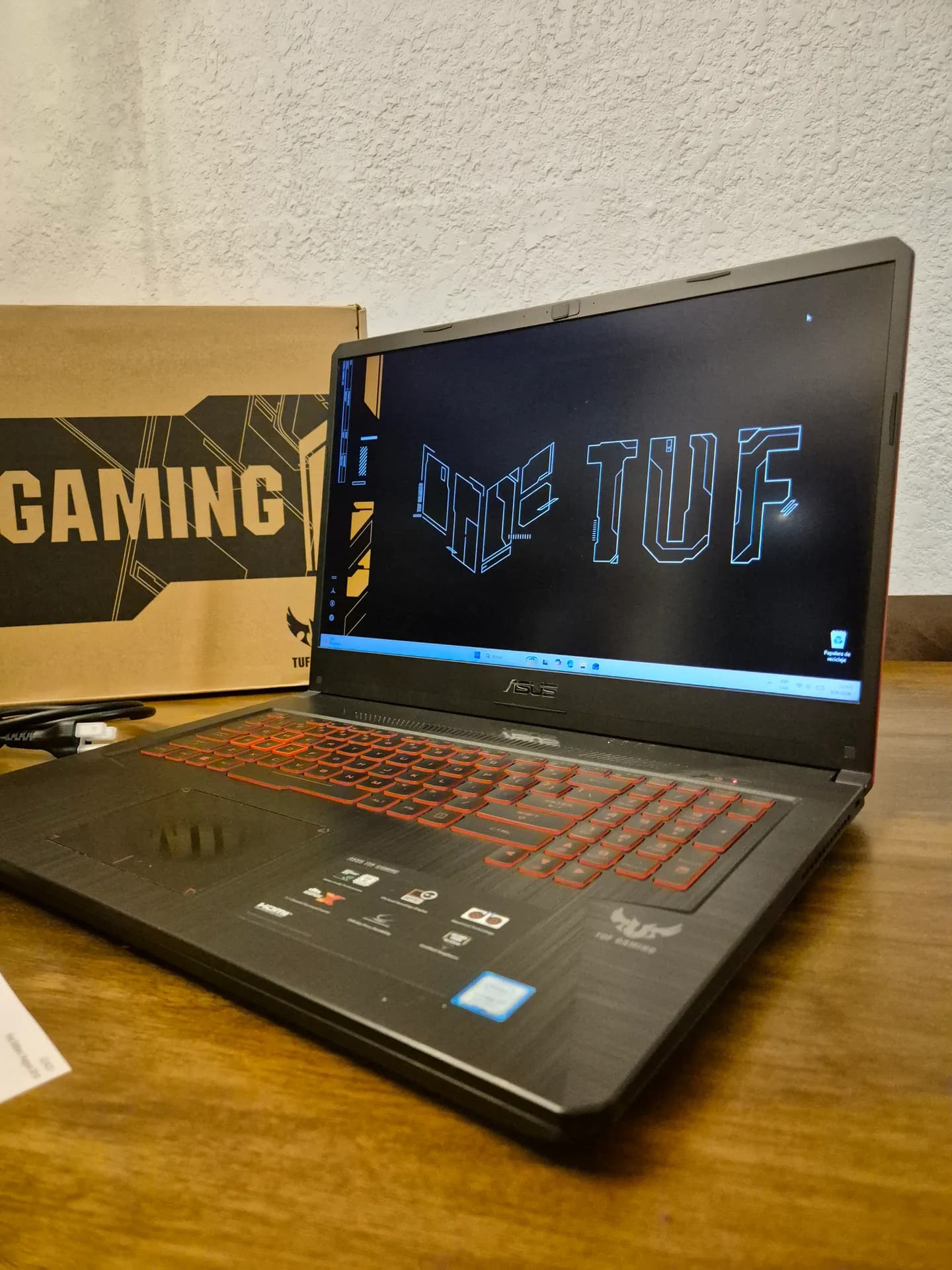 Laptop Gamer Asus FX705GM 17' - 16GB - 1TB - Nvidia GTX 3GB Igual a nueva 2