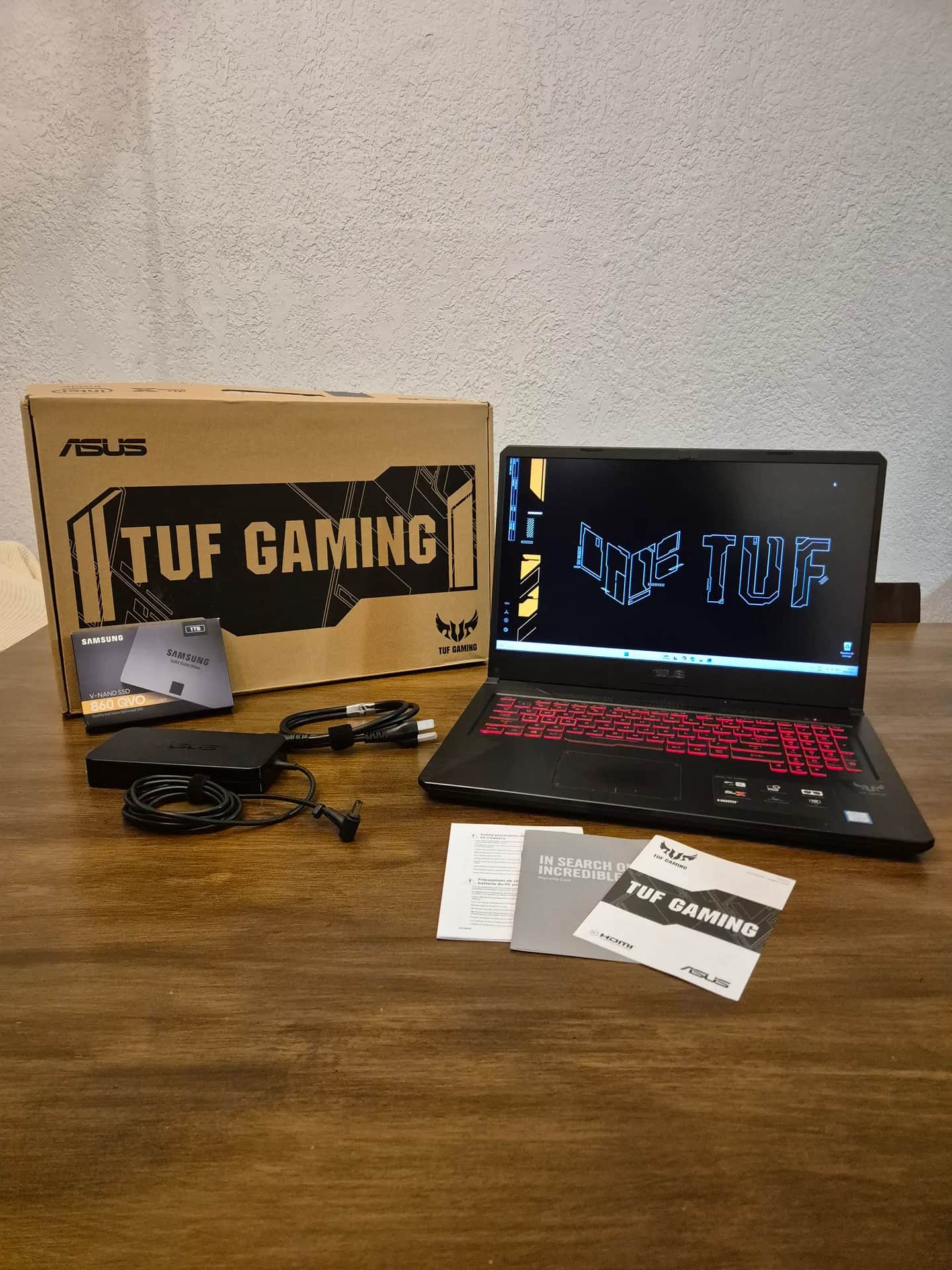 Laptop Gamer Asus FX705GM 17' - 16GB - 1TB - Nvidia GTX 3GB Igual a nueva 1