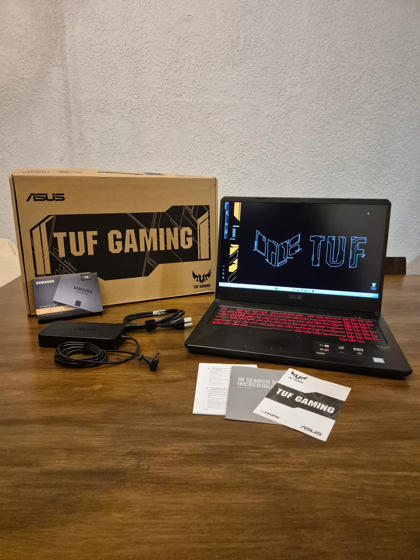 Laptop Gamer Asus FX705GM 17' - 16GB - 1TB - Nvidia GTX 3GB Igual a nueva 1