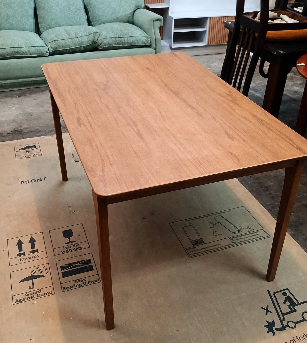 Mesa de comedor rectangular 2