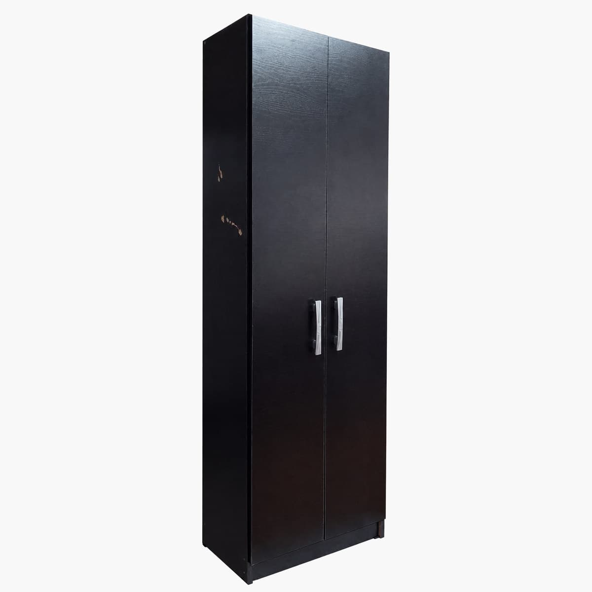 Placard de 2 puertas color negro con estantes 2