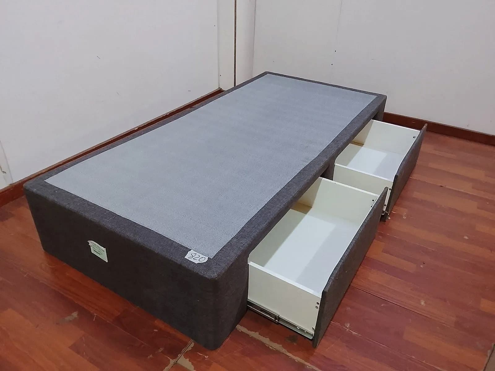 Base de cama individual con cajones de almacenamiento 2